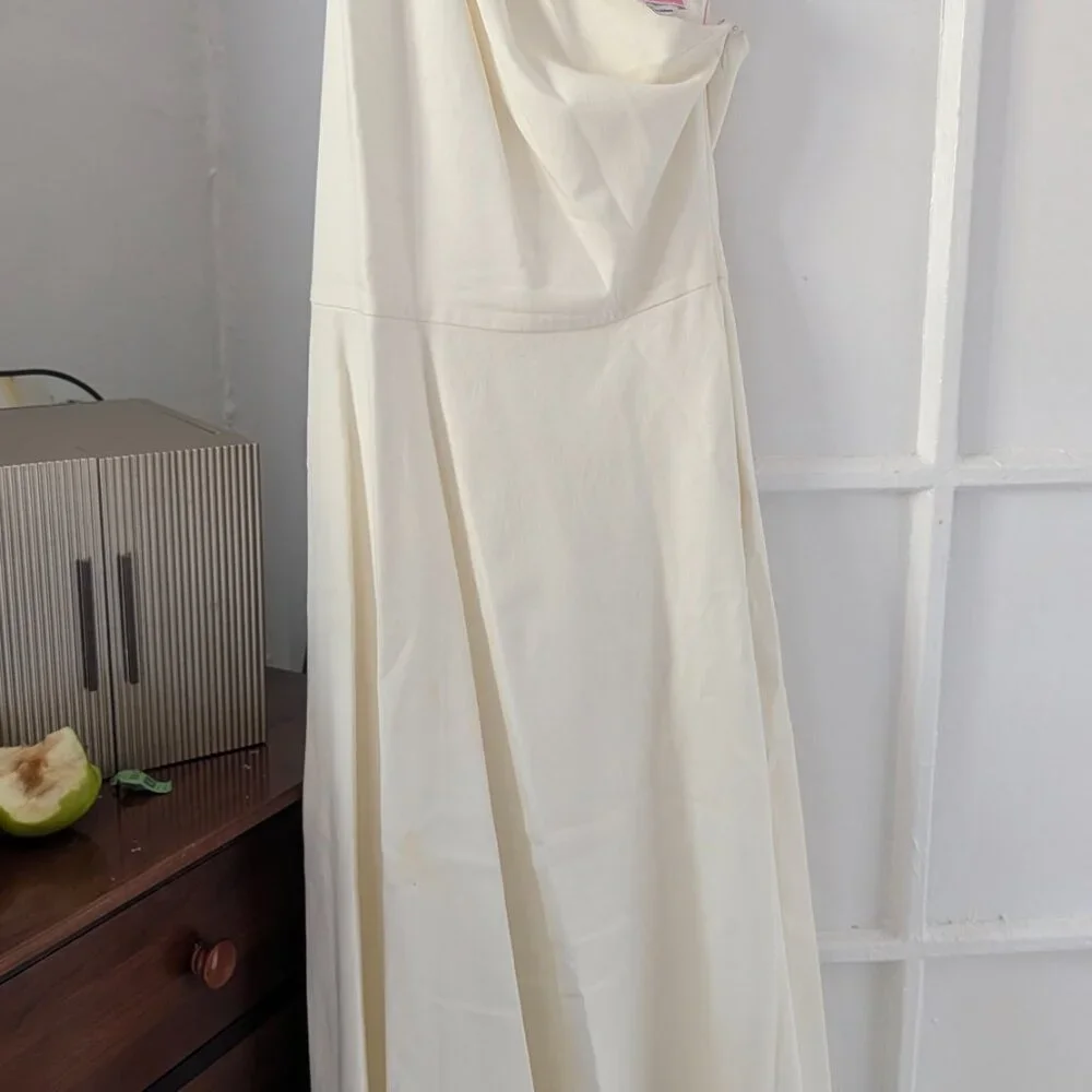 Kate Spade 'french cream' Sabrina Dress - Picture 3 of 5